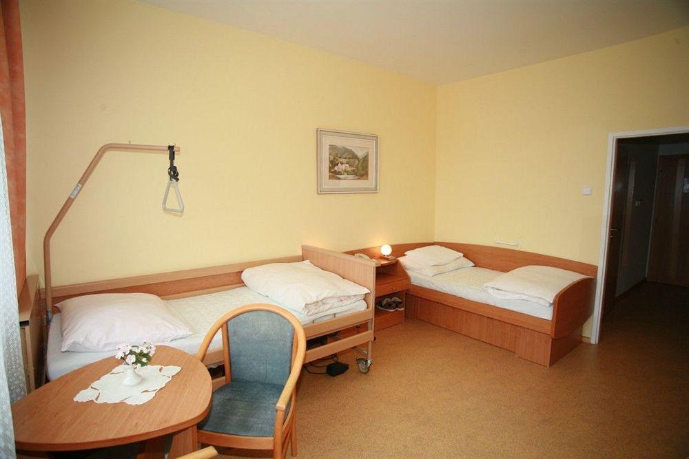 Hotel Behounek Jachymov Exterior photo